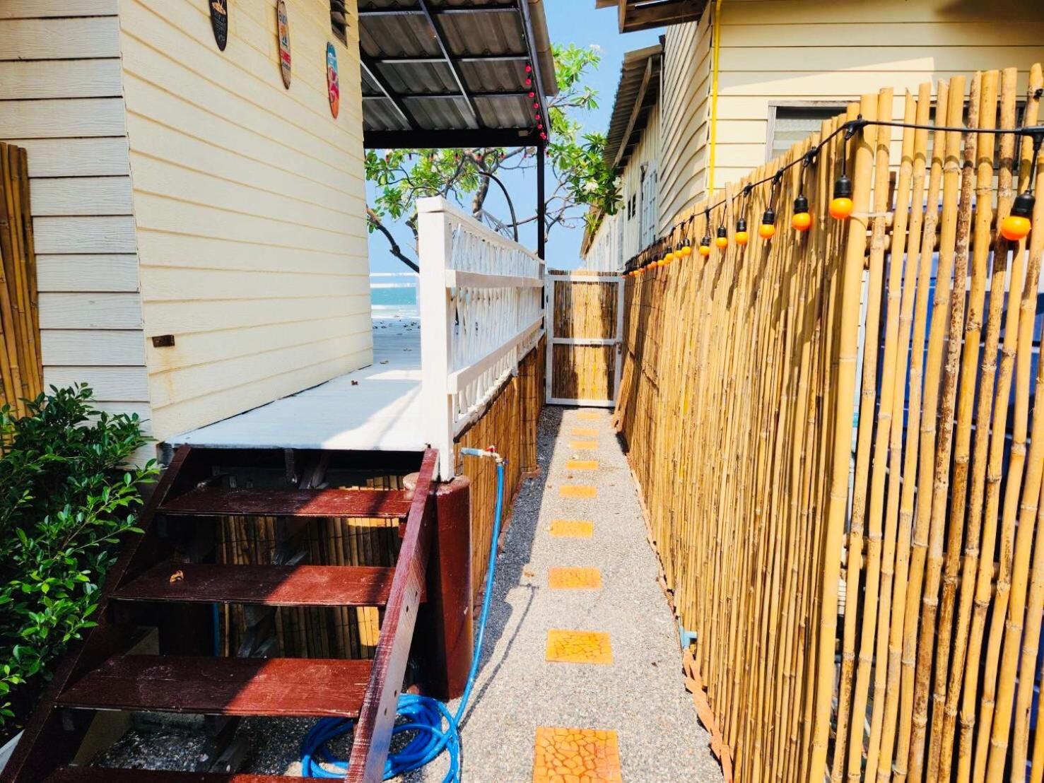 Karoon Hut Hotel Hua Hin Exterior photo